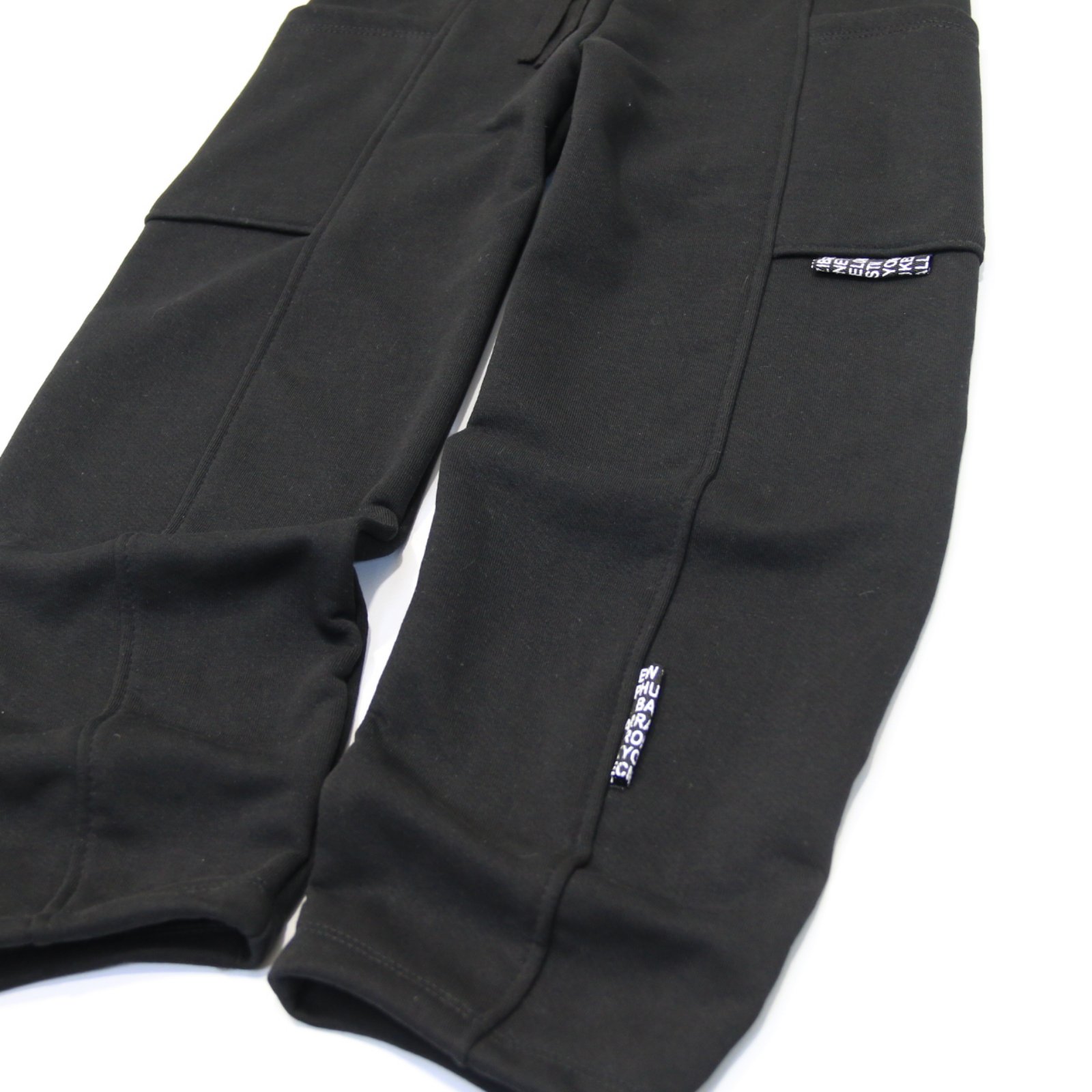 0-04-05-625dac1d64ef7ad6dac60d3b85e3f2155a891664f83e5f32be4ec12f25579ee8_ec4282253ae24431